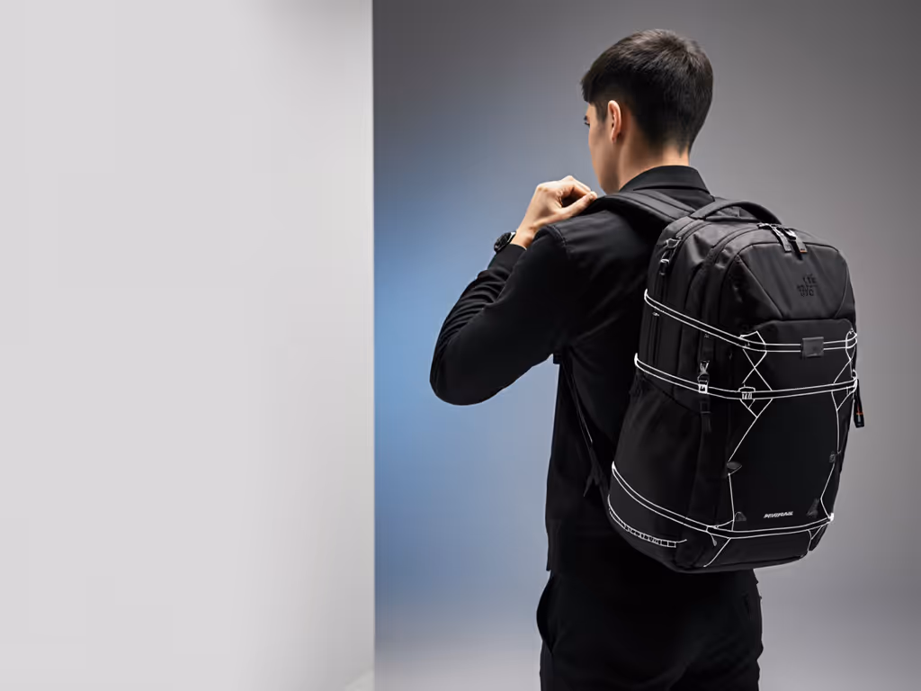 wedding_photographer_testing_backpack_fit